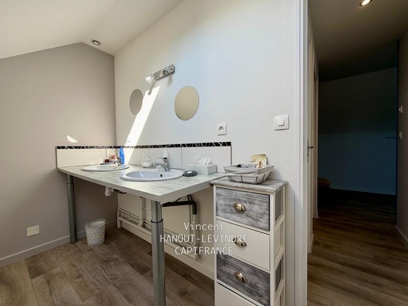 Maison - 264 m² - 10 pièces