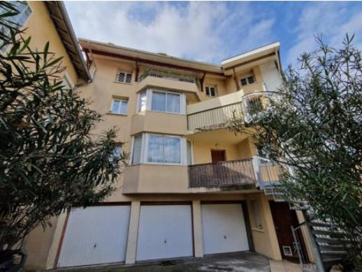 Appartement - 75 m² - 3 pièces