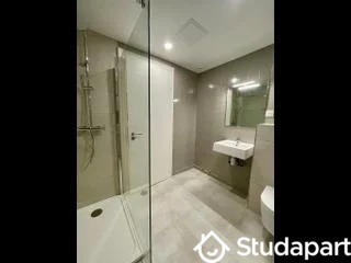 Chambre - 65 m² - 1 pièce