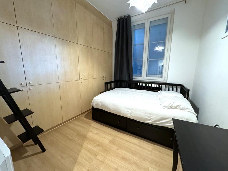 Appartement - 96 m² - 5 pièces