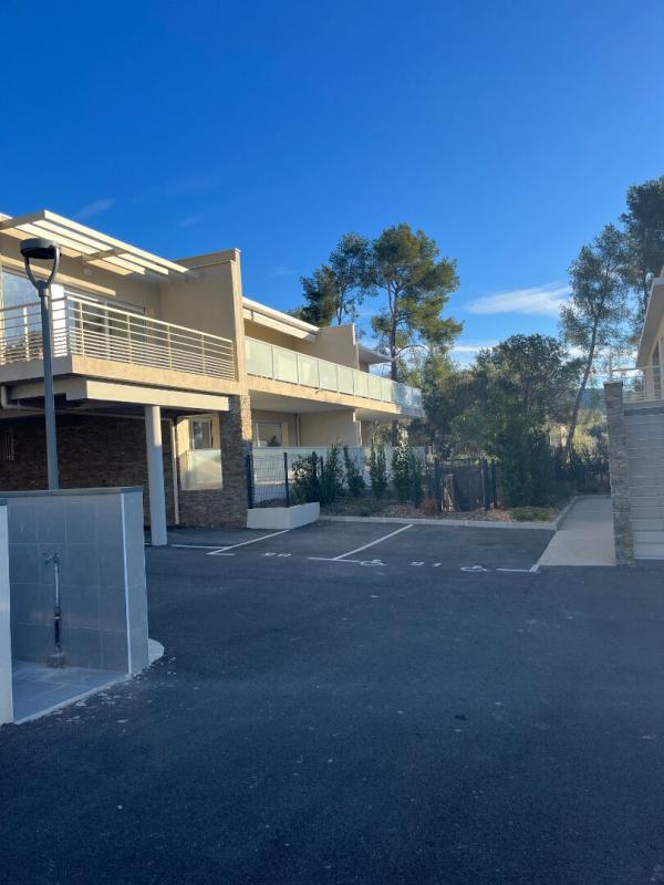 Appartement - 82 m² - 3 pièces