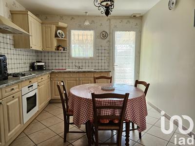 Maison - 99 m² - 4 pièces