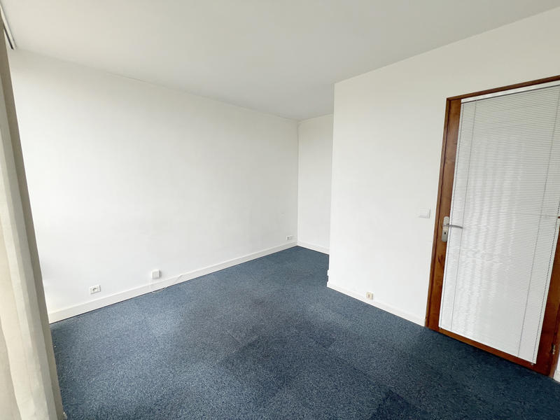 Bureau - 27 m² - 2 pièces