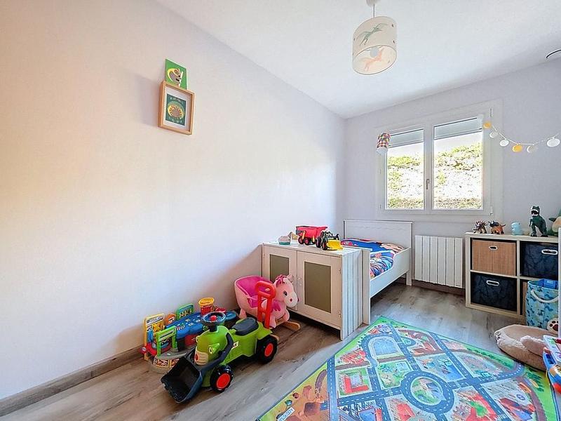 Maison - 92 m² - 4 pièces