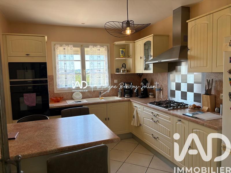 Maison - 143 m² - 4 pièces