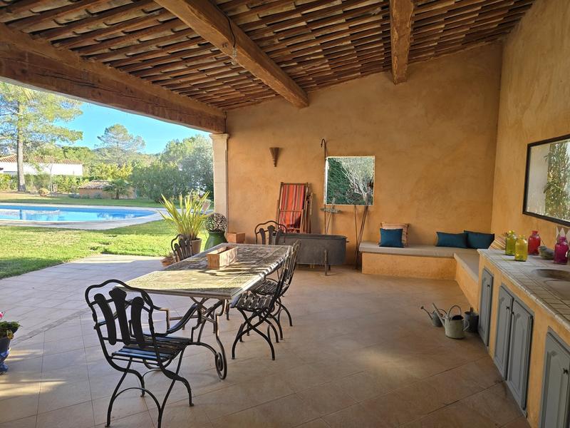 Maison - 224 m² - 5 pièces