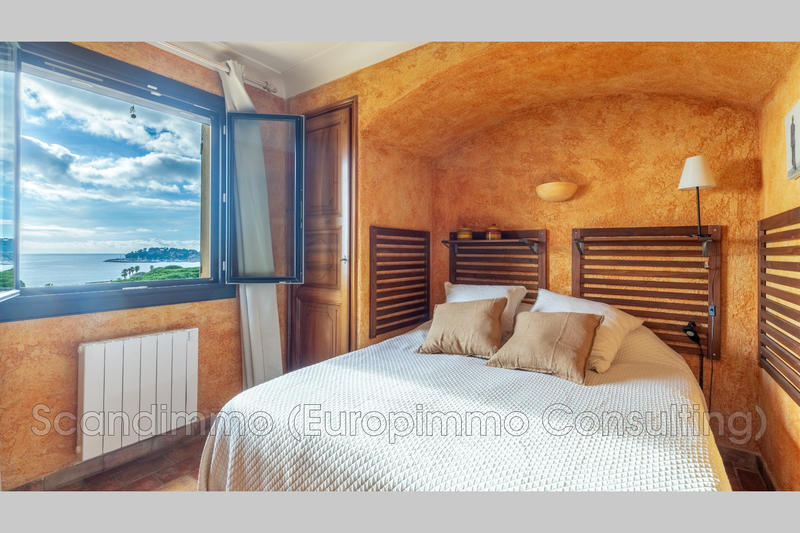 Maison - 180 m² - 5 pièces