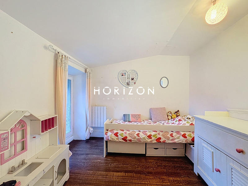 Maison - 162 m² - 7 pièces