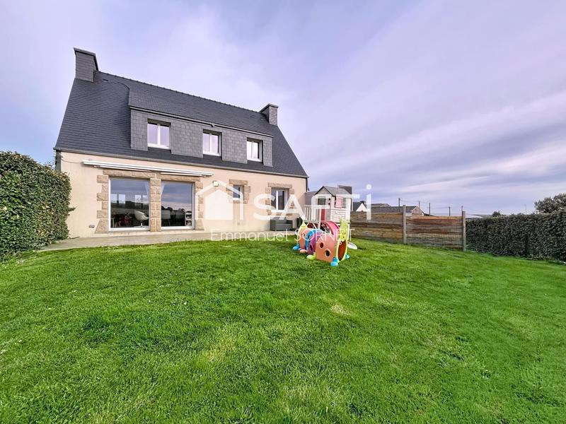 Maison - 149 m² - 8 pièces
