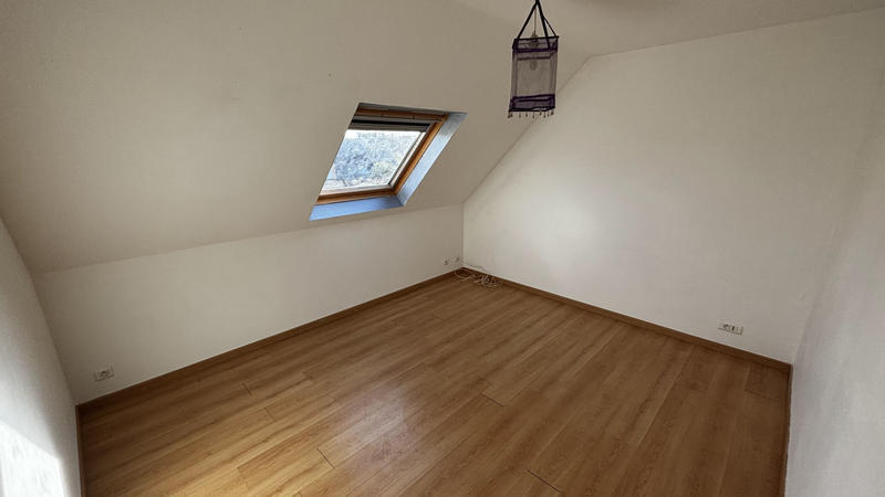 Maison - 110 m² - 7 pièces