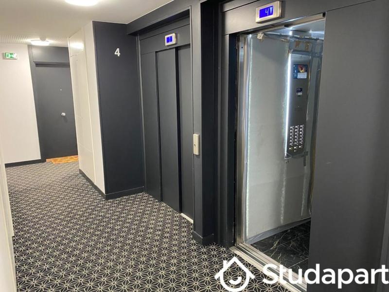 Chambre - 11 m² - 1 pièce