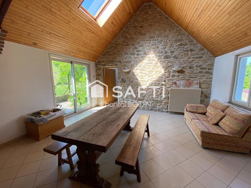 Maison - 258 m² - 8 pièces