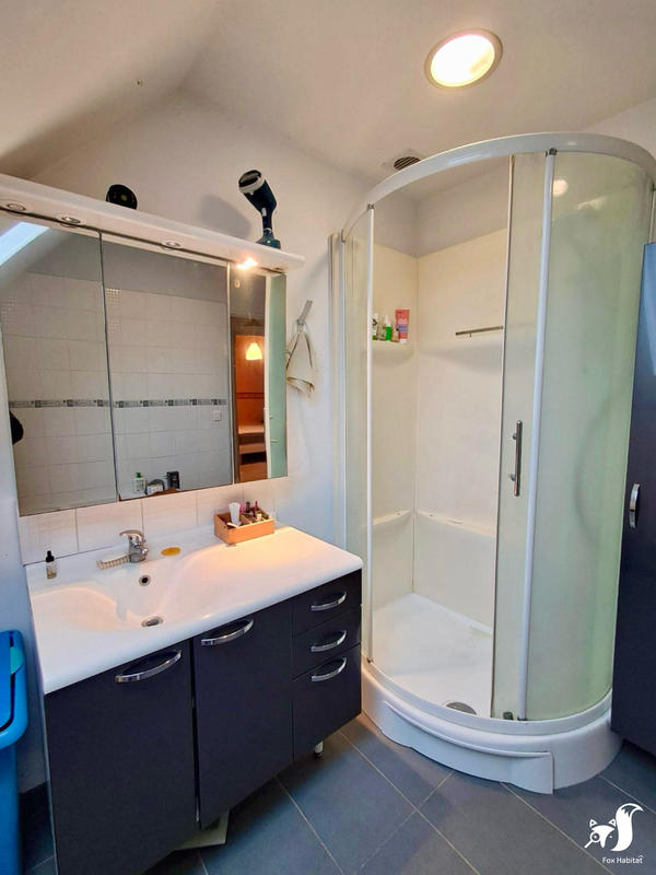 Maison - 93 m² - 4 pièces