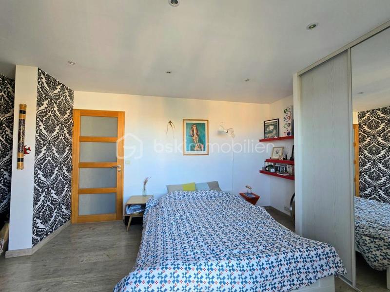 Maison - 182 m² - 4 pièces