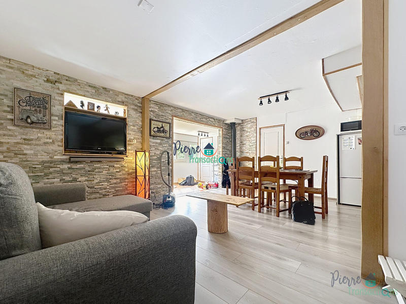 Maison - 86 m² - 4 pièces