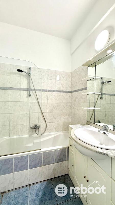 Appartement - 94 m² - 5 pièces