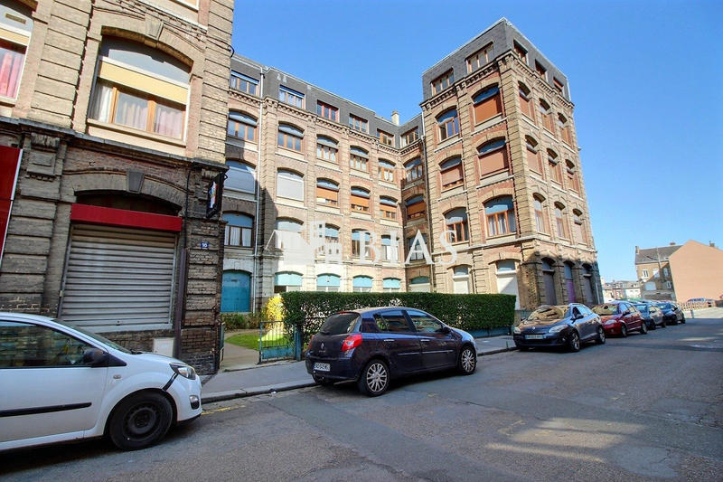 Appartement - 75 m² - 3 pièces