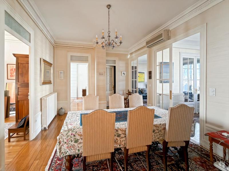 Appartement - 132 m² - 4 pièces