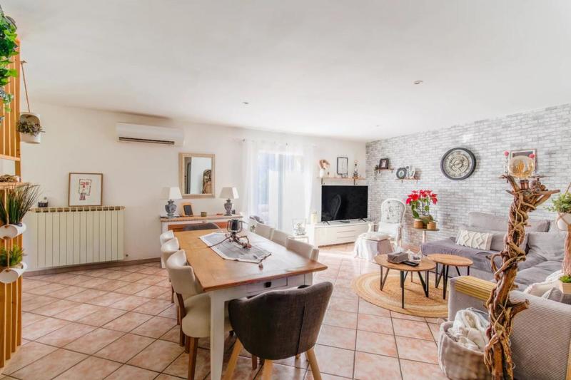 Maison - 105 m² - 4 pièces