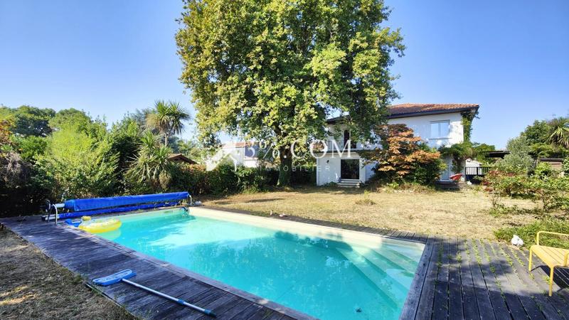 Maison - 157 m² - 6 pièces