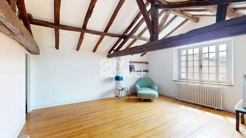 Maison - 270 m² - 10 pièces