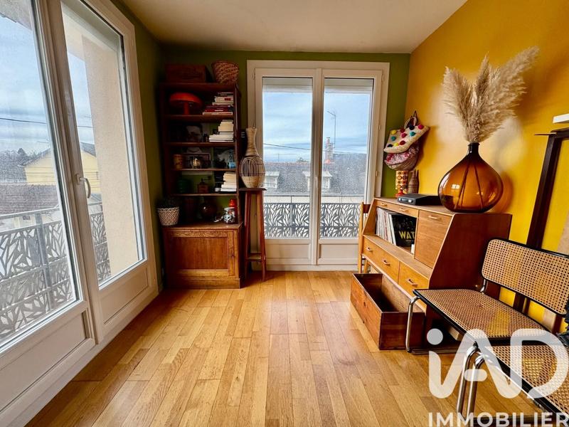 Appartement - 81 m² - 5 pièces