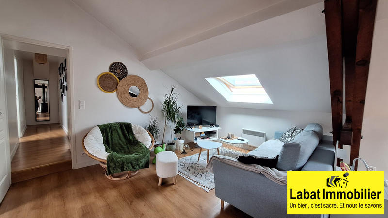 Appartement - 64 m² - 4 pièces