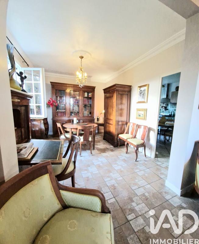 Maison - 189 m² - 6 pièces