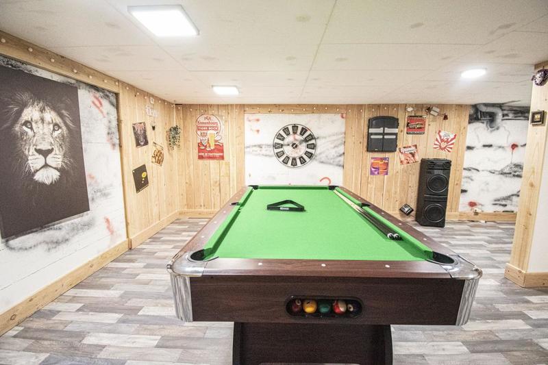 Maison - 220 m² - 8 pièces