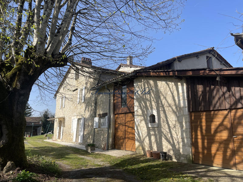 Maison - 155 m² - 7 pièces