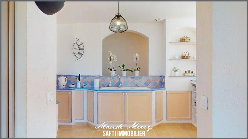 Maison - 130 m² - 3 pièces