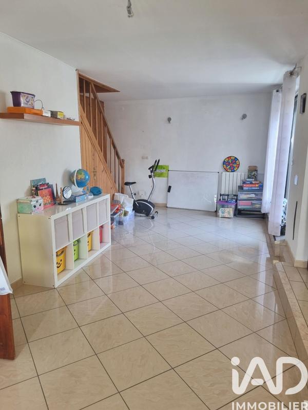 Maison - 180 m² - 8 pièces