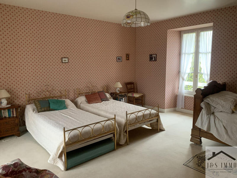 Maison - 173 m² - 6 pièces