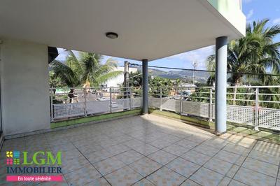 Appartement - 102 m² - 4 pièces