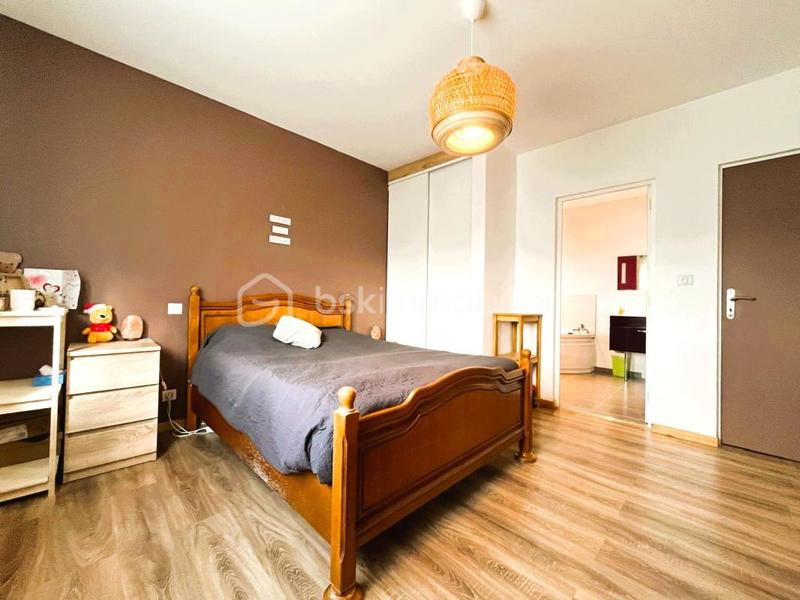 Maison - 137 m² - 6 pièces