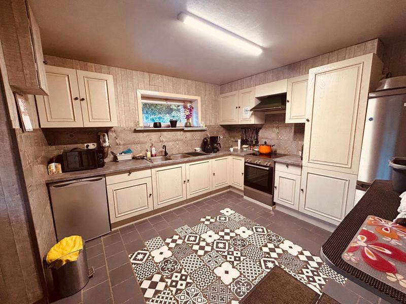 Maison - 145 m² - 6 pièces