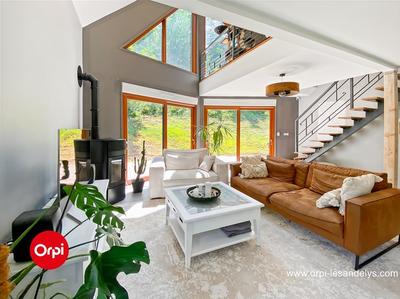 Maison - 143 m² - 6 pièces