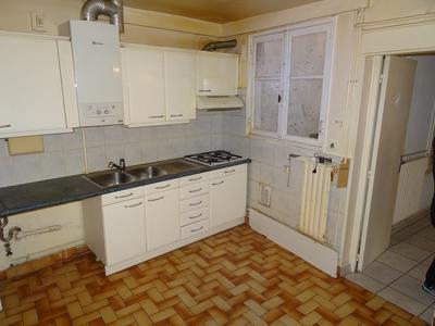 Appartement ancien - 75 m² - 3 pièces