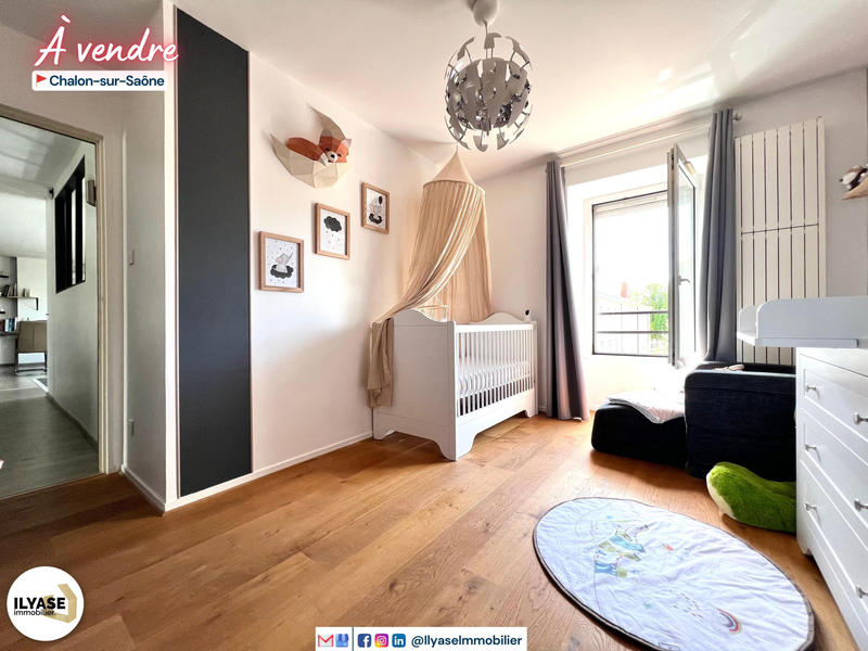 Appartement - 135 m² - 4 pièces