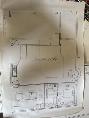 Maison - 210 m² - 1 pièce