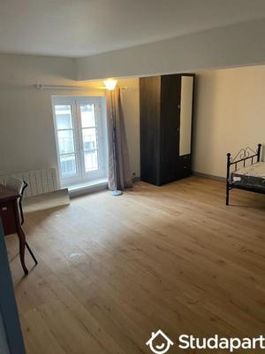 Chambre - 15 m² - 1 pièce