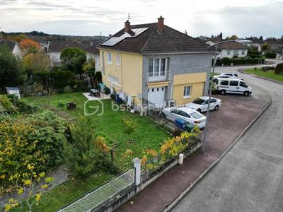 Maison - 161 m² - 6 pièces