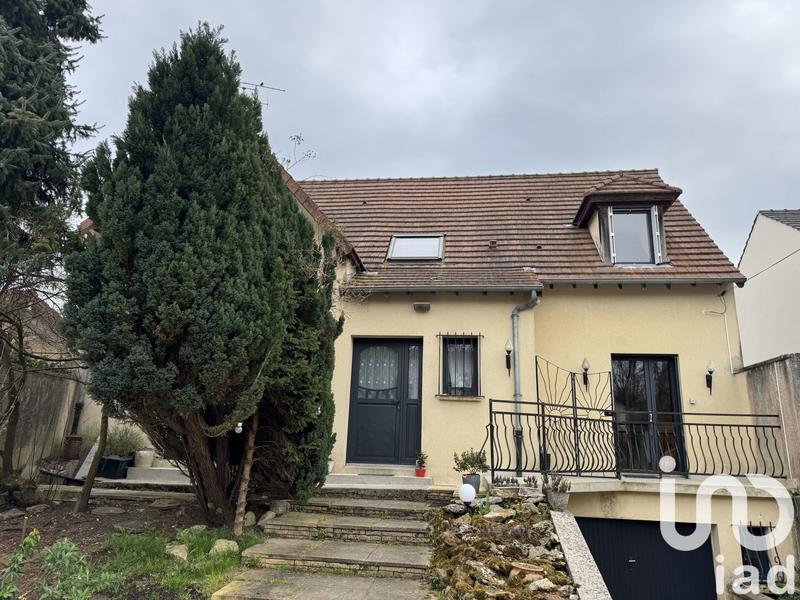 Maison - 140 m² - 6 pièces
