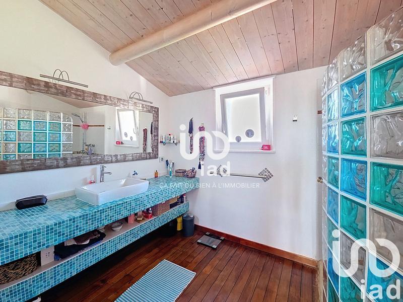 Maison - 203 m² - 9 pièces