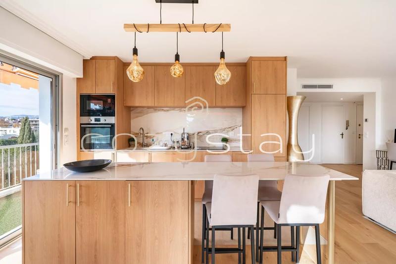 Appartement - 70 m² - 3 pièces