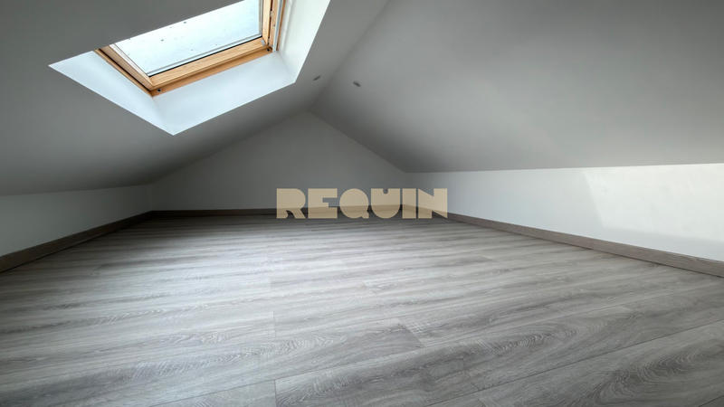 Appartement - 64 m² - 5 pièces