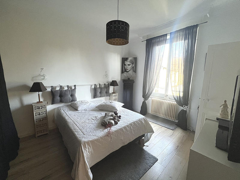 Maison - 121 m² - 5 pièces