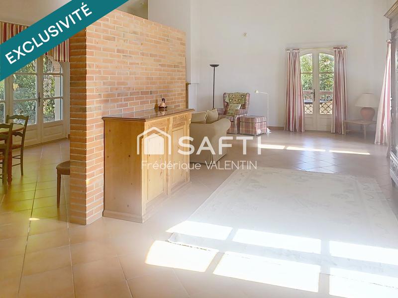 Bastide - 254 m² - 9 pièces