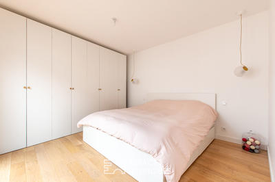 Maison - 210 m² - 5 pièces