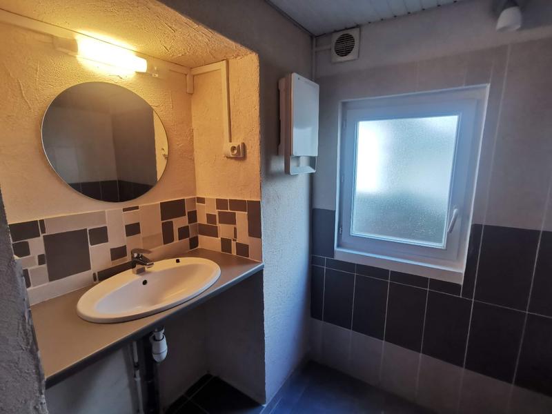 Maison de village - 70 m² - 5 pièces